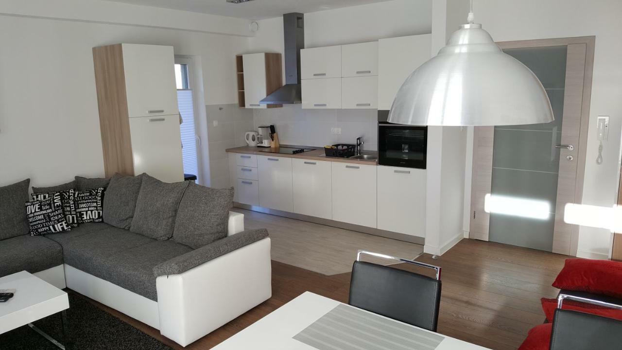Arena Apartment 5-Stars Premium-Accommodation มาคาร์สกา ภายนอก รูปภาพ