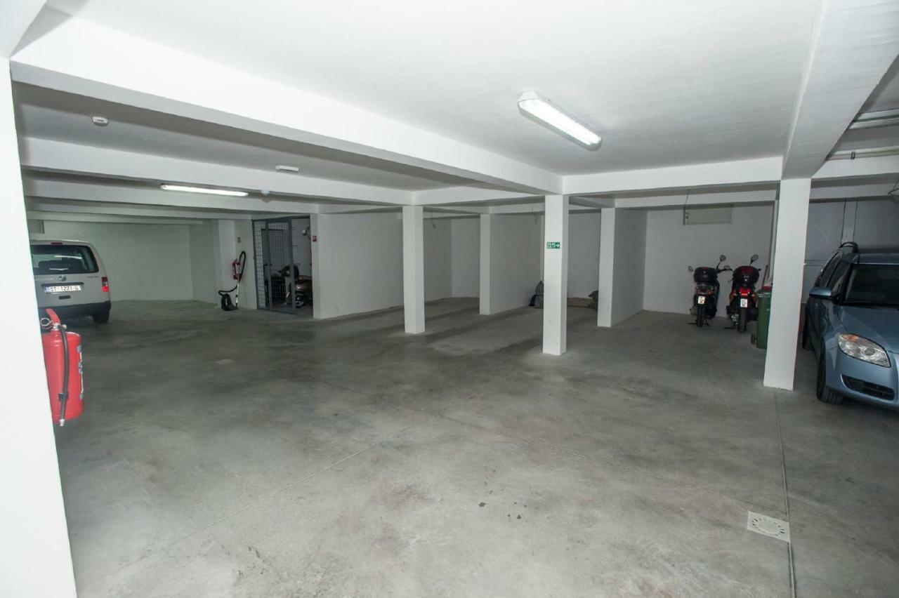 Arena Apartment 5-Stars Premium-Accommodation มาคาร์สกา ภายนอก รูปภาพ