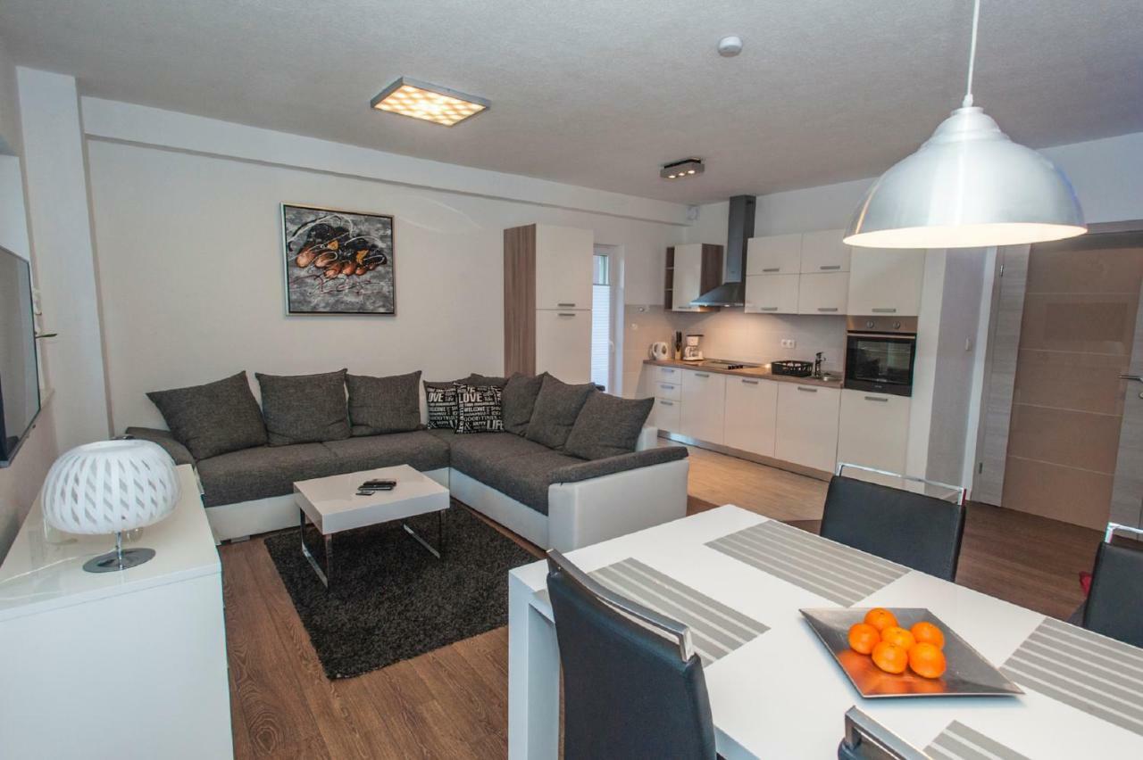 Arena Apartment 5-Stars Premium-Accommodation มาคาร์สกา ภายนอก รูปภาพ